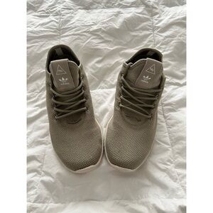 Men’s Adidas Pharrell Williams Tennis Hu Tech Beige